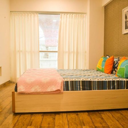 7 Star Weekend Studio At Rajhans Belliza By Global Hospitality Surate Exterior foto